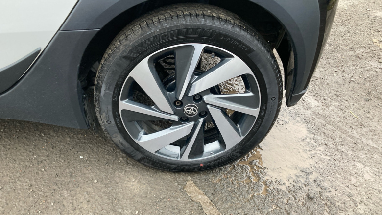 Toyota Aygo X 1.0 VVT-i Edge 5dr Auto Petrol Hatchback